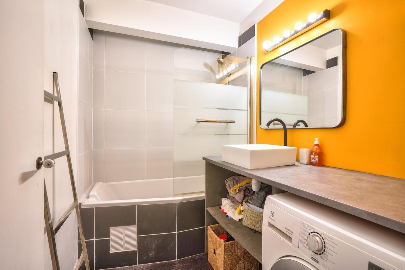Guestready - Apt Confortable Avec Terrasse Au 18E Paříž Exteriér fotografie